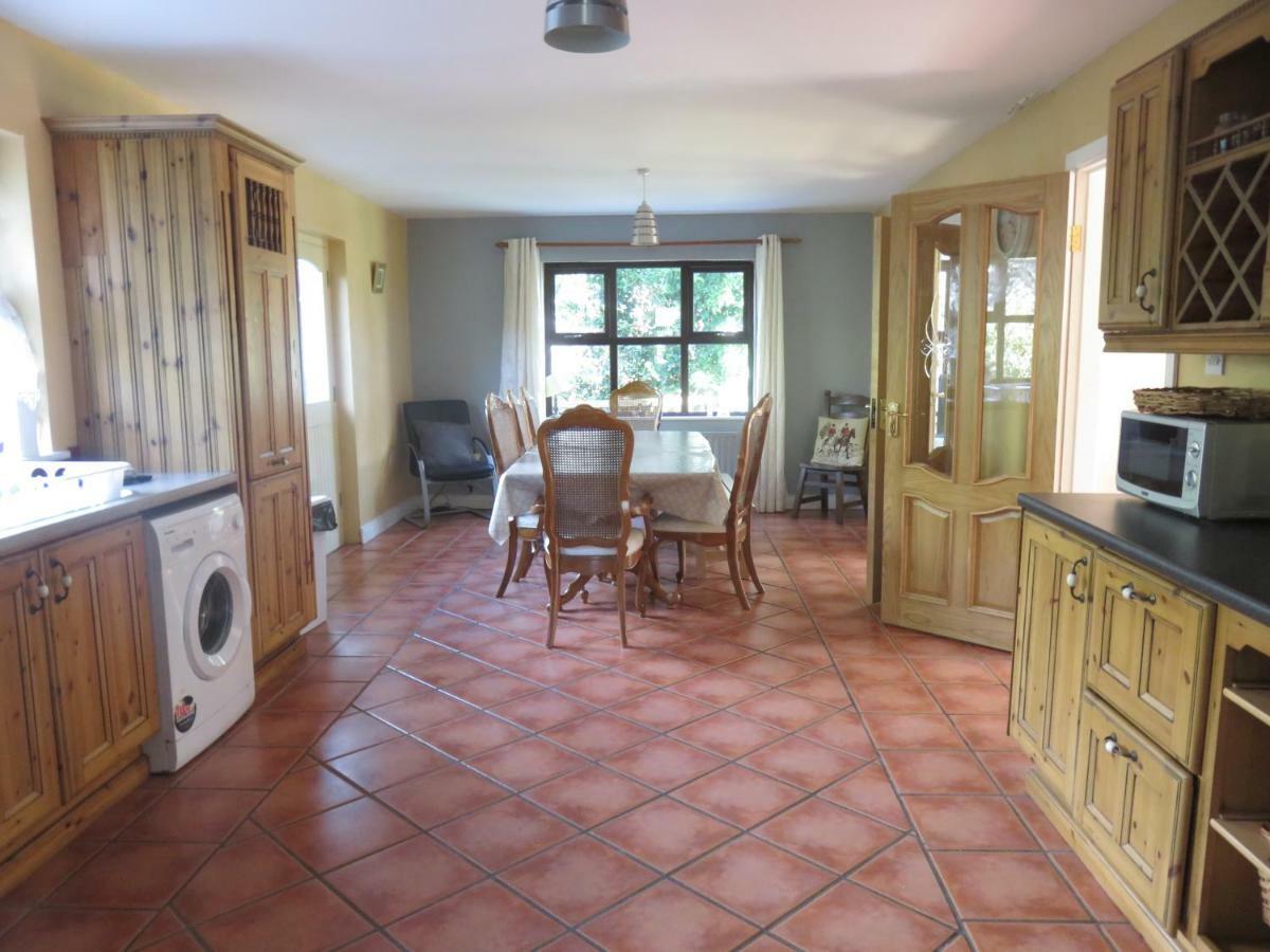 Bunkhouse - Letterfrack Farm Villa ภายนอก รูปภาพ