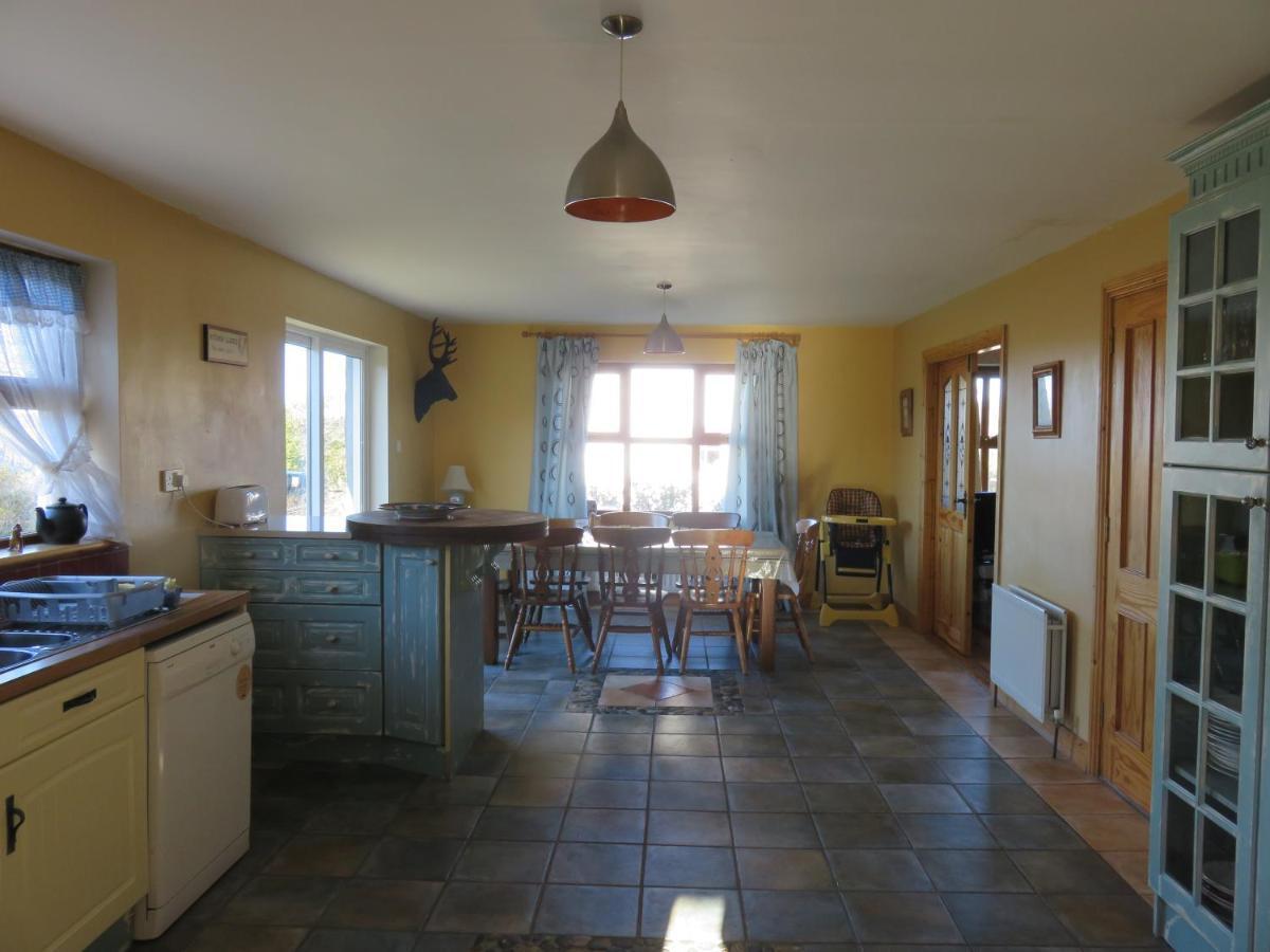 Bunkhouse - Letterfrack Farm Villa ภายนอก รูปภาพ