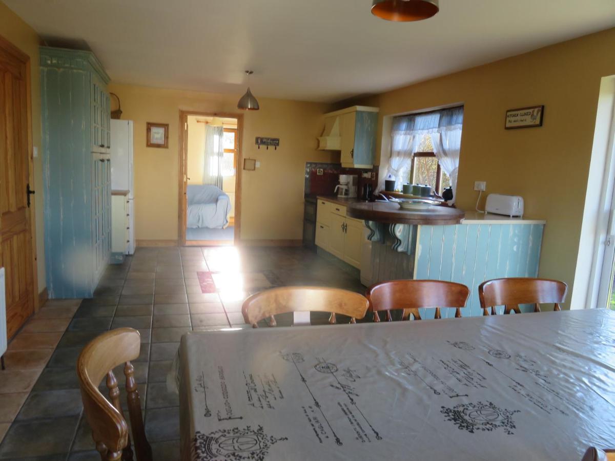 Bunkhouse - Letterfrack Farm Villa ภายนอก รูปภาพ